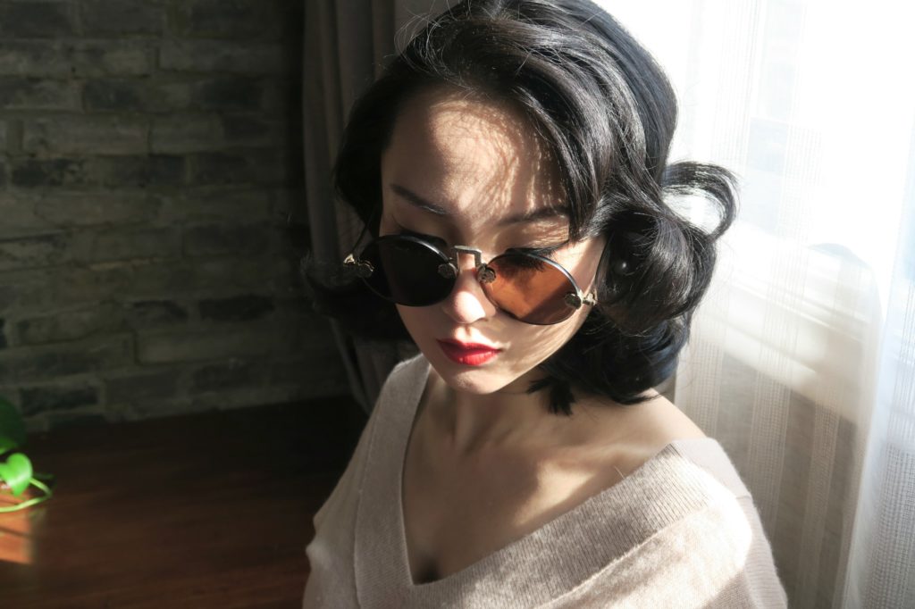 wearing-antique-sunglasses-3-20161115