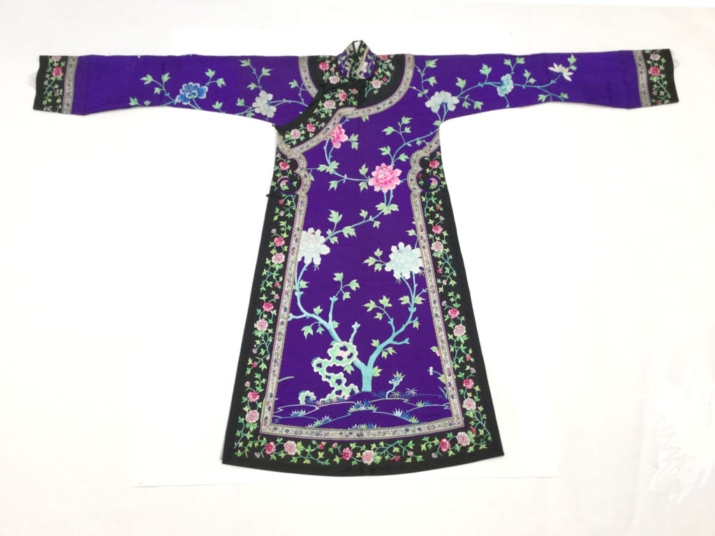 Early 20th century purple qipao